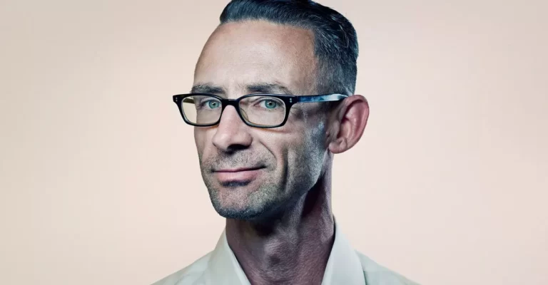 Evite Os “Verbos De Pensamento”: O Conselho De Chuck Palahniuk Para Novos Escritores
