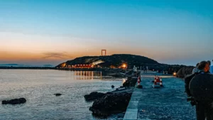 Naxos: Uma casinha branca, uma ilha grega