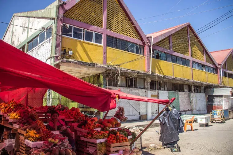 Fachada do Mercado de Juchitán que foi destruído no Terremoto
