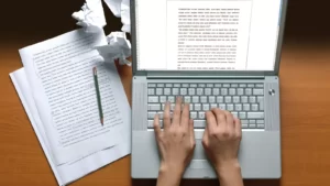 Scrivener em 2026: Vale a Pena Usar para Escrever Livros e Projetos Longos?