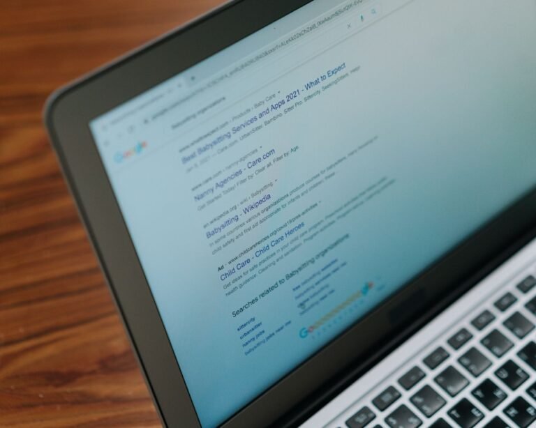 Como a IA do Google Est&aacute; Matando os Blogs (E o Que Fazer)